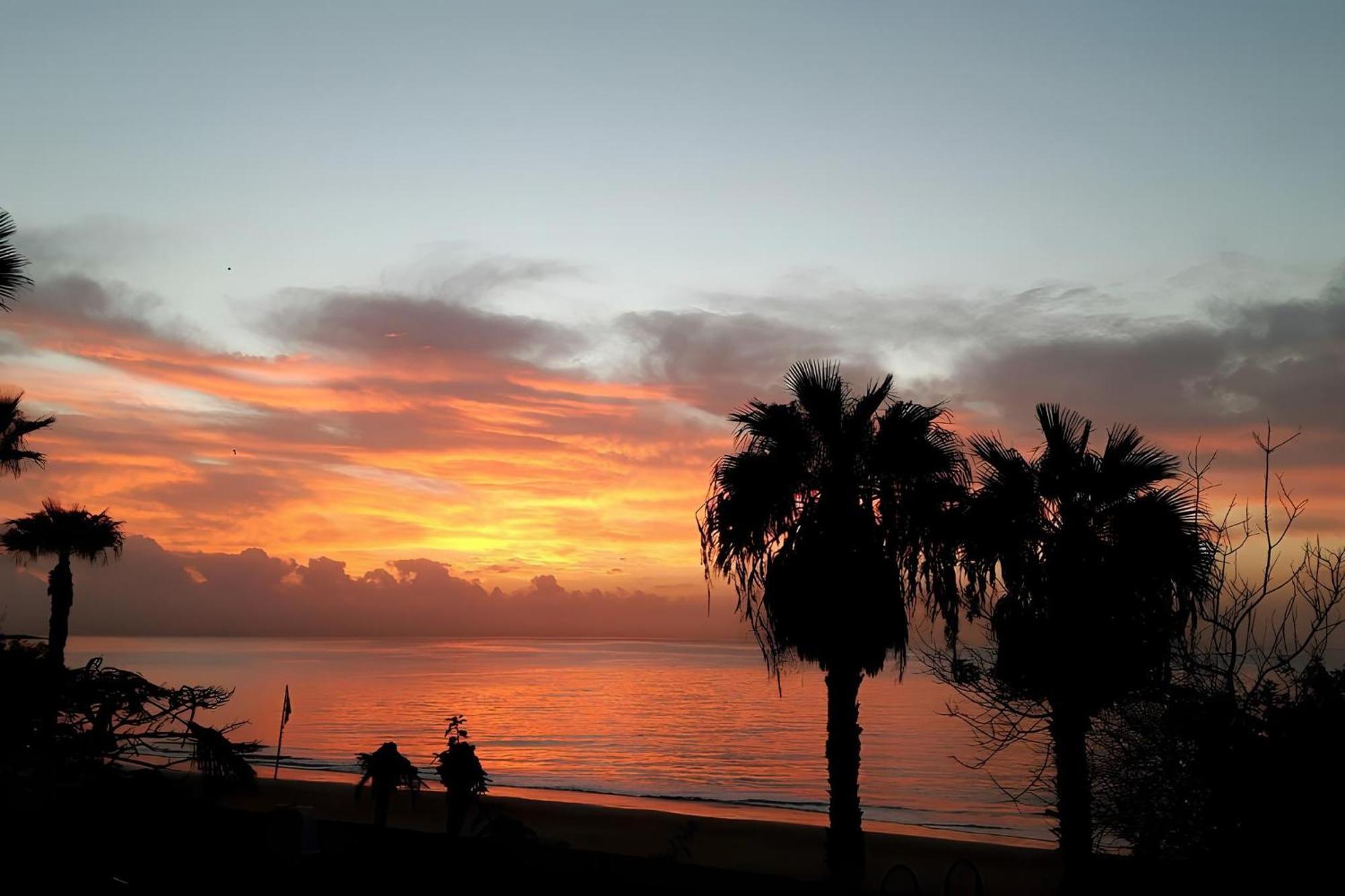 Vistas De Ensueno Al Mar En Playa Del Aguila Villa Eksteriør bilde